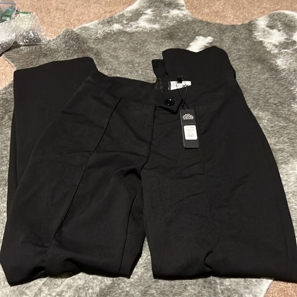 Fashion Nova Wide Leg Pants - Picture 4 of 5